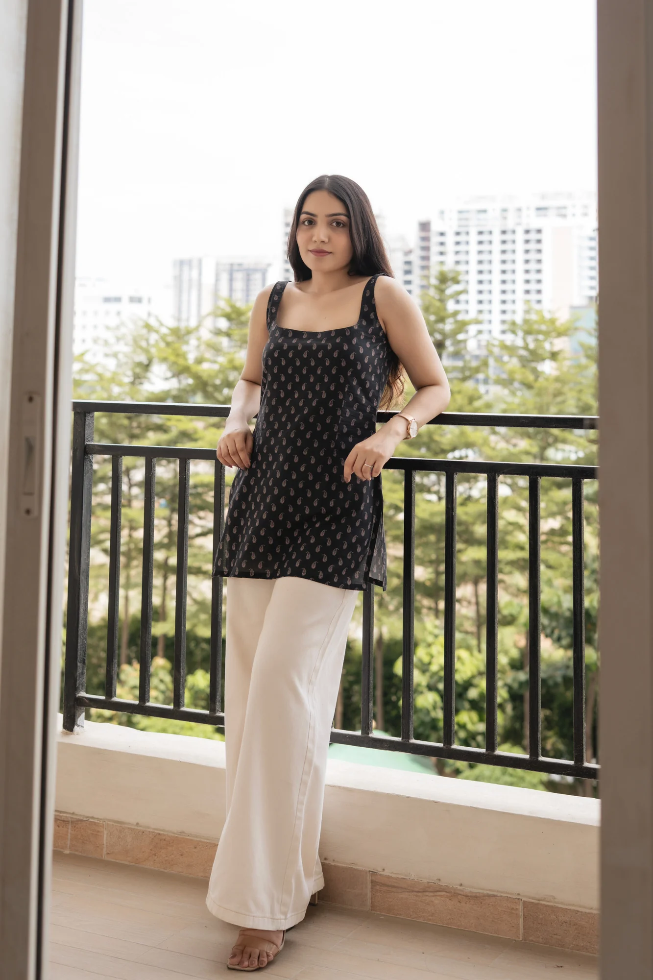 Saanjh Short Kurti - Image 4